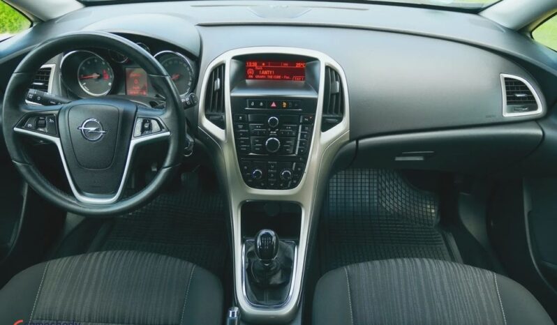 Opel Astra 1.6 Caravan Cosmo full