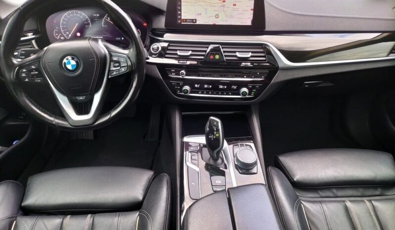 BMW Seria 5 520d Touring Luxury Line full