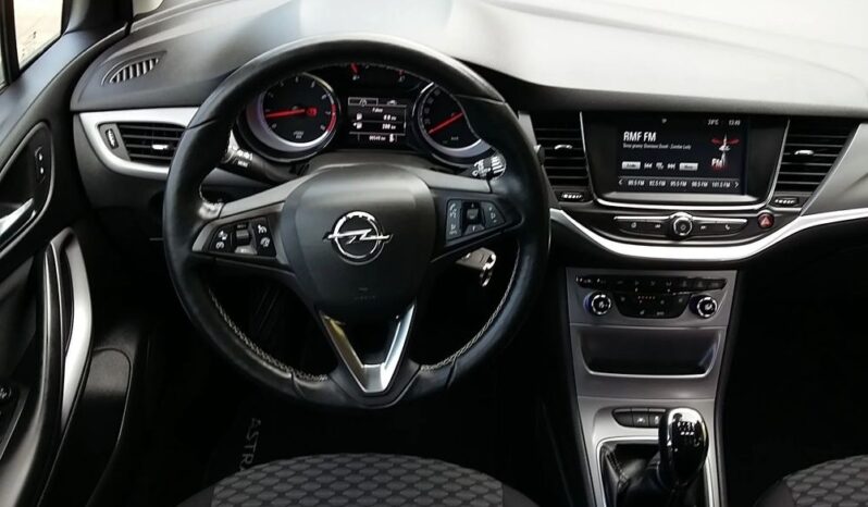 Opel Astra 1.4 Turbo Color Edition full