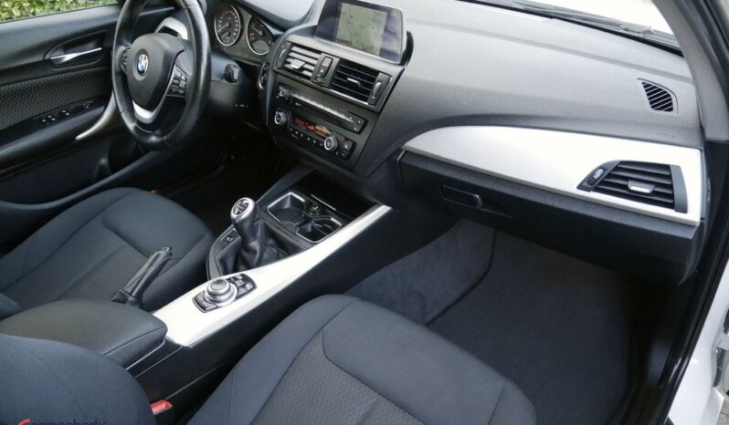 BMW Seria 1 118d DPF Edition Sport full