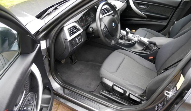 BMW Seria 3 318d full