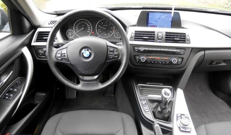 BMW Seria 3 318d full