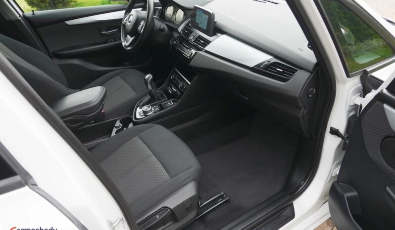 BMW Seria 2 218d Sport Line full