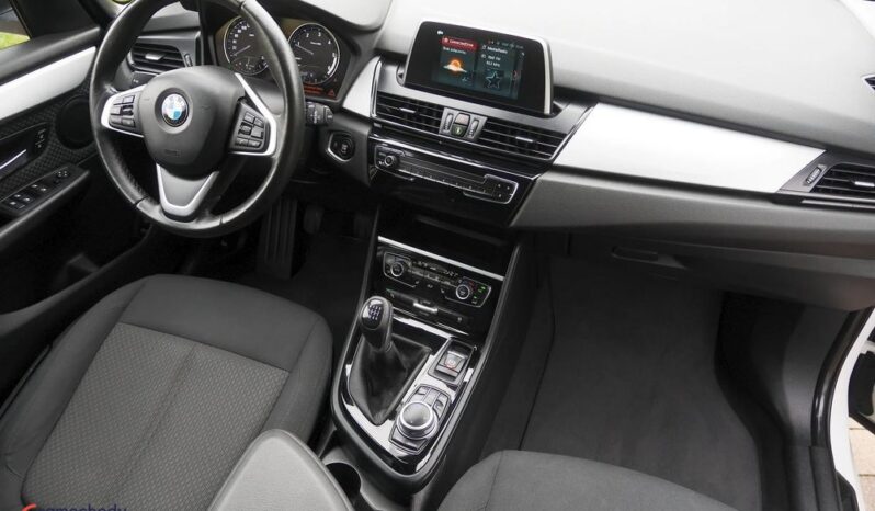 BMW Seria 2 218d Sport Line full