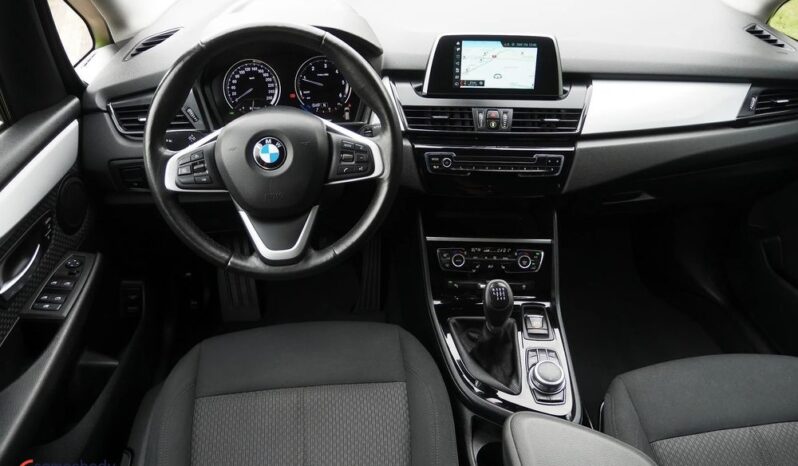 BMW Seria 2 218d Sport Line full