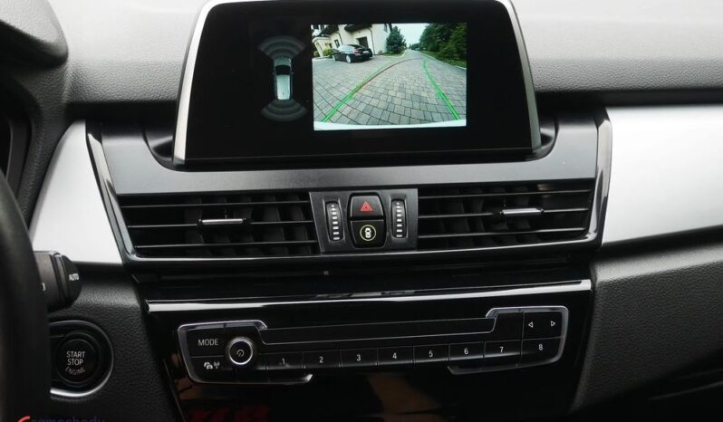 BMW Seria 2 218d Sport Line full
